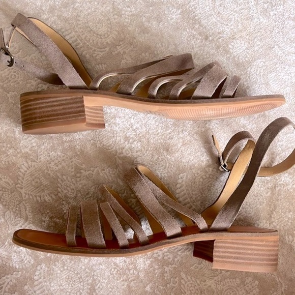 Brand New Lucky Brand Genuine Suede Chunky Low Heel Strappy Gladiator Sandals - Picture 10 of 16